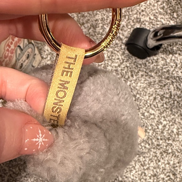 Exciting Macaron Labubu - Picture 10 of 13